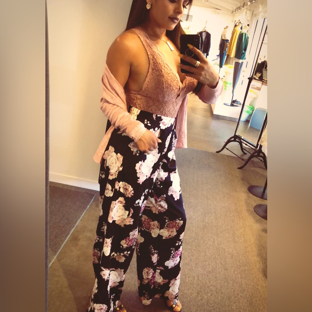 Floral pants - Picture 2 of 7